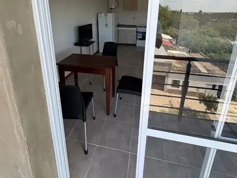 En Venta!! Monoambiente Sobre Calle Laprida!