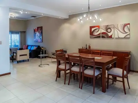 Casa en Venta en Arroyito, USD 233.000