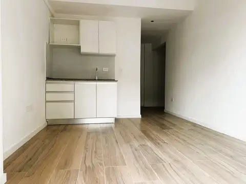 Departamento de 2 ambientes en alquiler con cochera y apto profesional barrio San Cristóbal