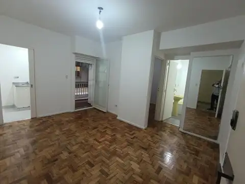 Departamento 2 ambientes interno con balcon increible zona