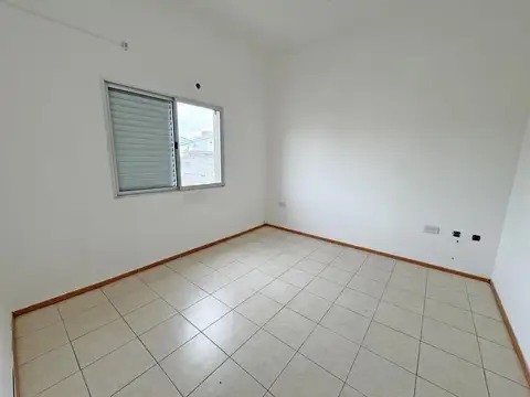 Departamento en Alquiler en San Lorenzo, $ 750.000