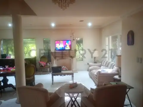 Quinta en Venta en Barrio Parque Leloir, USD 320.000