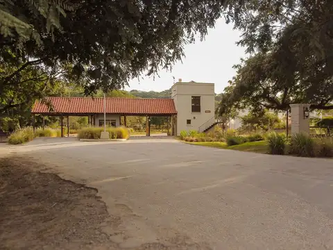 La Aguada, Mz.400, L. 100