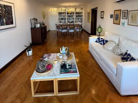 Departamento en Venta de 5 ambientes