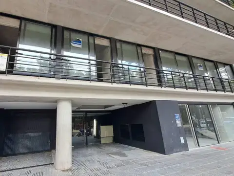 Avenida Juan Bautista Justo 800