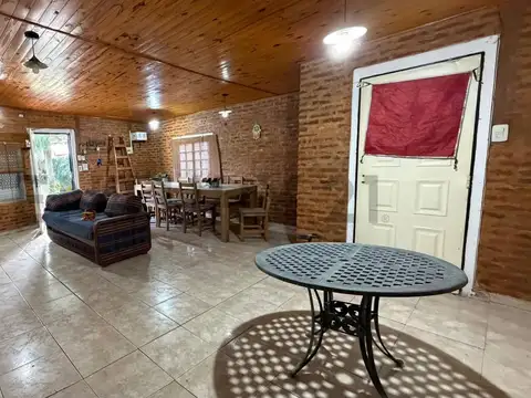 VENTA CASA QUINTA CON PISCINA EN SAN VICENTE TERRENO DE 900 MTS