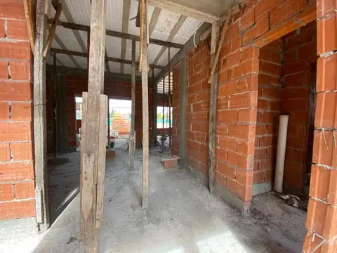 Casa en Venta en Pilar Del Este - Santa Sofia, USD 225.000