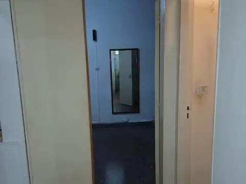 Depto Tipo Casa en Venta en Flores, USD 77.000
