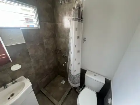 Depto Tipo Casa 3 ambientes con 1 baño