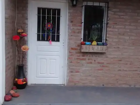 QXW5+J88 La Paz, Córdoba, Argentina 100