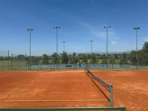 Terreno en Venta en Tafi Viejo, USD 68.000