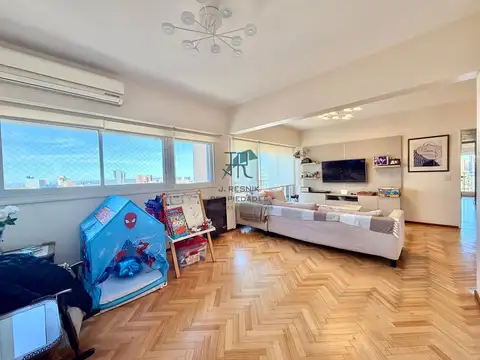 Departamento 4 ambientes con 2 baños