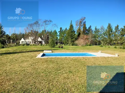 VENTA Casa con piscina barrio cerrado en Campos de Roca I