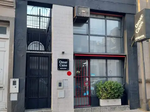 Cervantes al 300 a metros de Peatonal, a mts de Casa de Gobierno