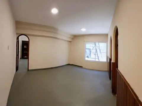 IDEAL CONSULTORIO /OFICINA FRENTE HOSPITAL ESPAÑOL