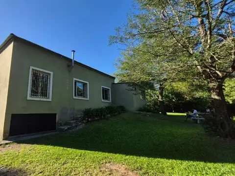 Casa en Venta con 1 cochera