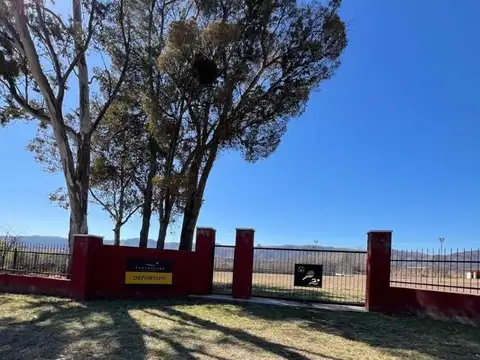 PUNTO CLARO TERRENO EN VENTA  LOS REARTES