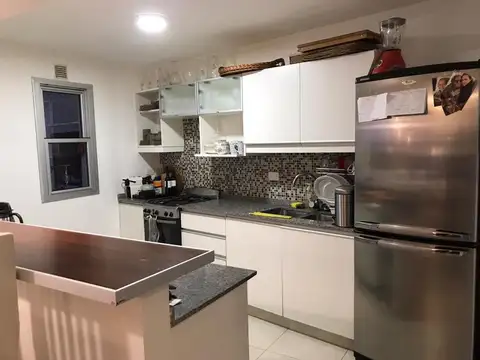Departamento en Alquiler con 1 cocheras