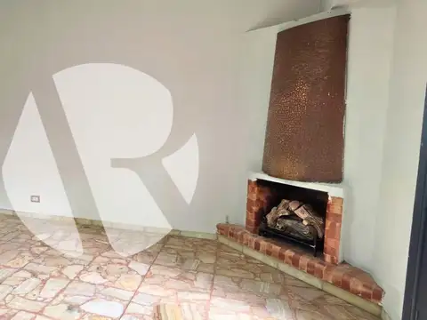 Depto Tipo Casa en Venta en Lomas del Mirador, USD 80.000