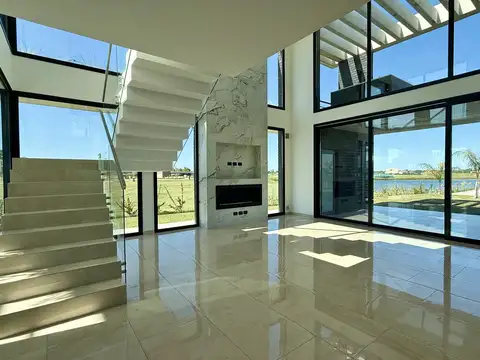 Casa en Venta en Puertos - Barrio Amarras, USD 870.000
