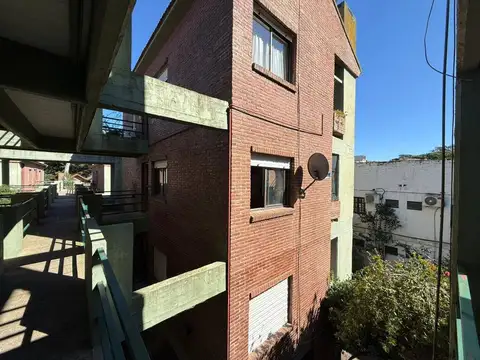 Departamento en venta c/ cochera en Centro