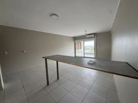 Departamento en Alquiler con 1 cocheras