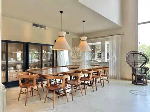 Casa en Venta de 5 dormitorios