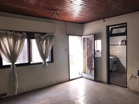 Casa en Venta en Parque Avellaneda, USD 170.000
