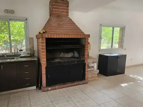 VENTA CASA 5 AMB 2 PISOS C/ PISCINA COUNTRY CUBE