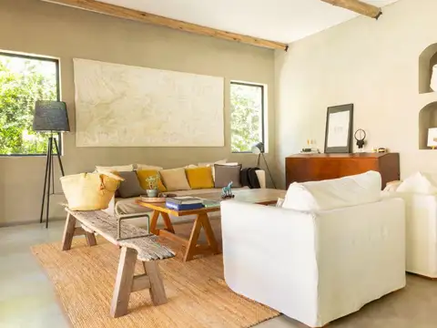 Casa en Alquiler en Los Senderos I, USD 7.000