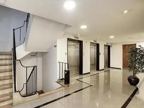 Oficina en Venta en Tribunales, USD 200.000