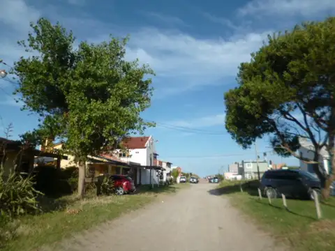 Calle 80 100