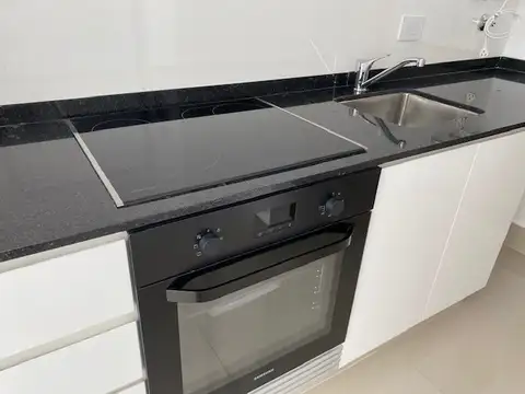 Departamento en Alquiler en Colegiales, $ 800.000