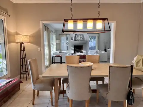 Casa en Alquiler Anual Amoblada en Santa Bárbara