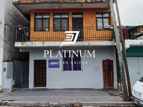 Tres departamentos en Venta en Avenida Constitución Nacional al 800