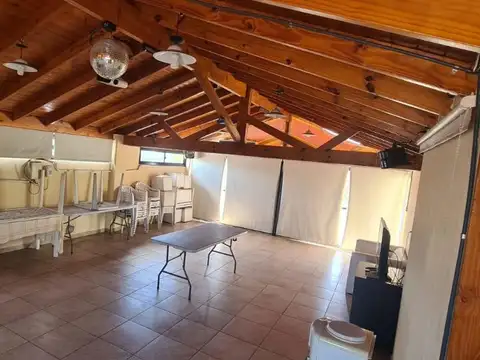 Edificio Comercial en venta - 12 Oficinas - Baños - Cocheras - 480Mts2 - Parque Patricios