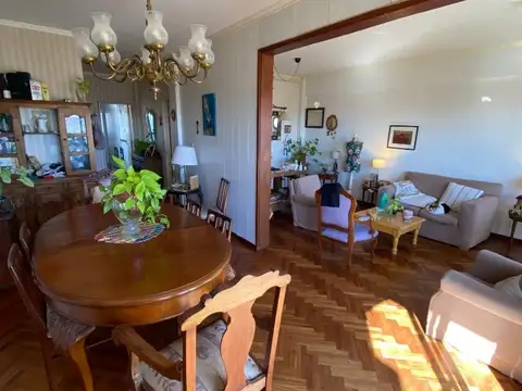 Belgrano 700, Piso 11°
