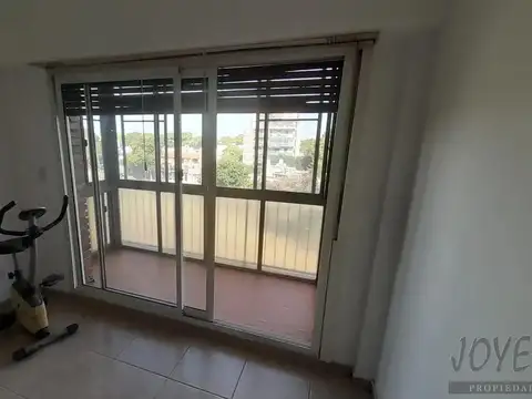 Departamento en Villa del Parque con 2 cocheras