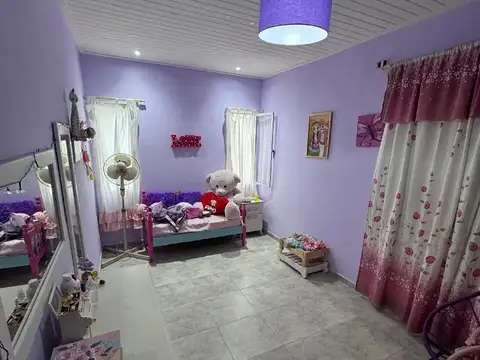 Casa 3 ambientes con 1 baño