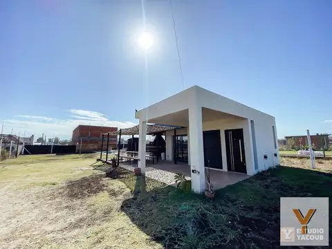 Quinta en venta - 600Mts2 - Arana [FINANCIADA]