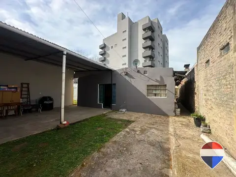 CASA Y LOCAL EN VENTA EZEIZA APTA CREDITO