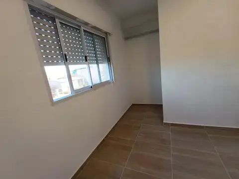 Casa en Alquiler con 1 cochera
