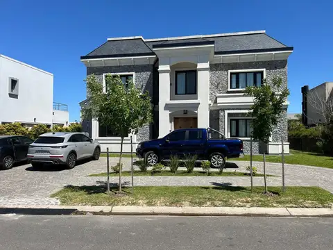 Casa en Nuevo Quilmes