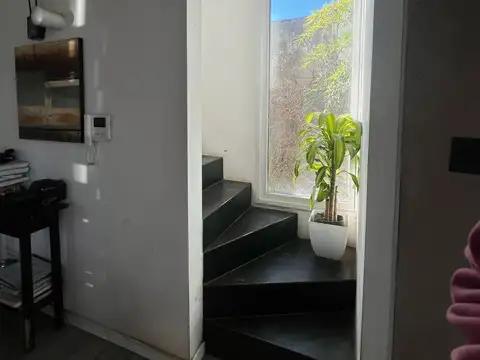 DUPLEX EN VENTA DON CARLOS GONNET. LA PLATA