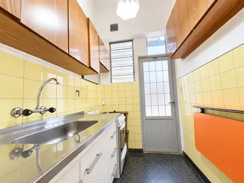 Depto Tipo Casa en Venta en Colegiales, USD 92.000