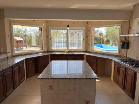Casa en Alquiler al Norte