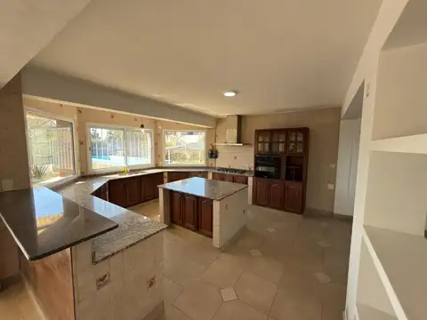 Casa en Alquiler 16 años