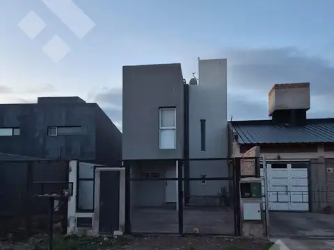 VENTA COMPLEJO (DÚPLEX + 2 DTOS  TIPO LOFT) - FERNANDEZ ORO