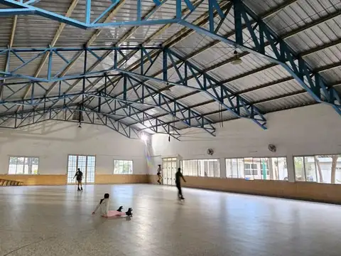 VENTA - GALPON USO COMERCIAL O INSTITUCIONAL - LA FLORIDA