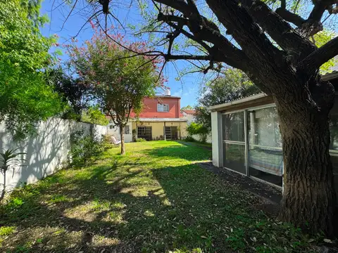 Casa 7 ambientes con 3 baños